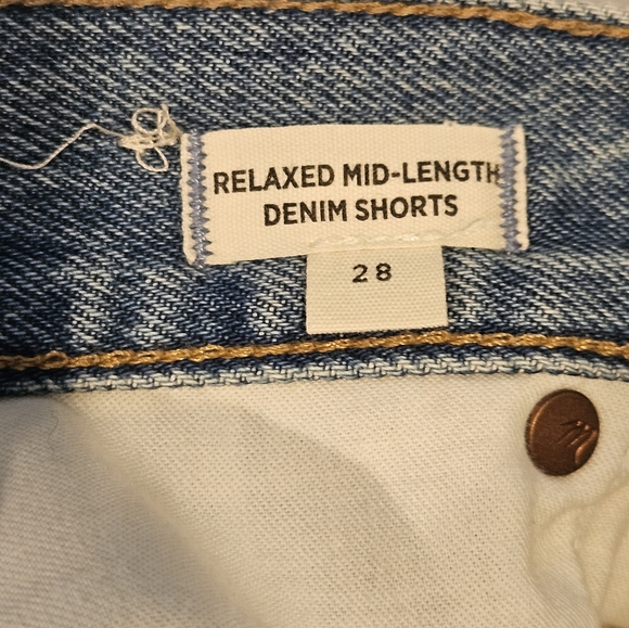Madewell Relaxed Mid-Length Denim Shorts, Sz. 28 - Picture 8 of 13